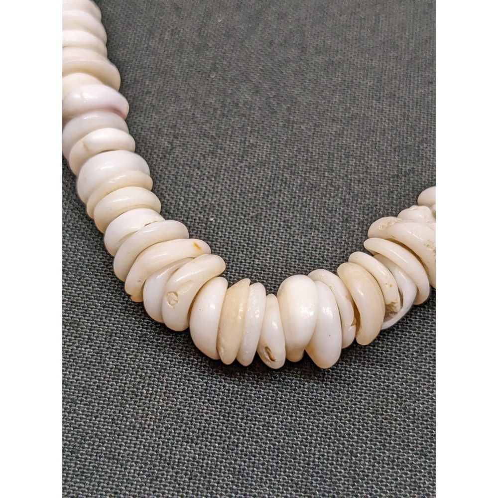 Vintage Puka Shell Necklace White Vacation Tropical Beach Surfer Choker ~15"